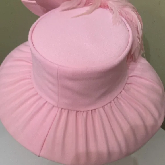 Beautiful Church/Dress Hat by Lisa Rene display picture 1